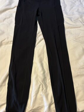 Black Women's Lululemon Active Leggings